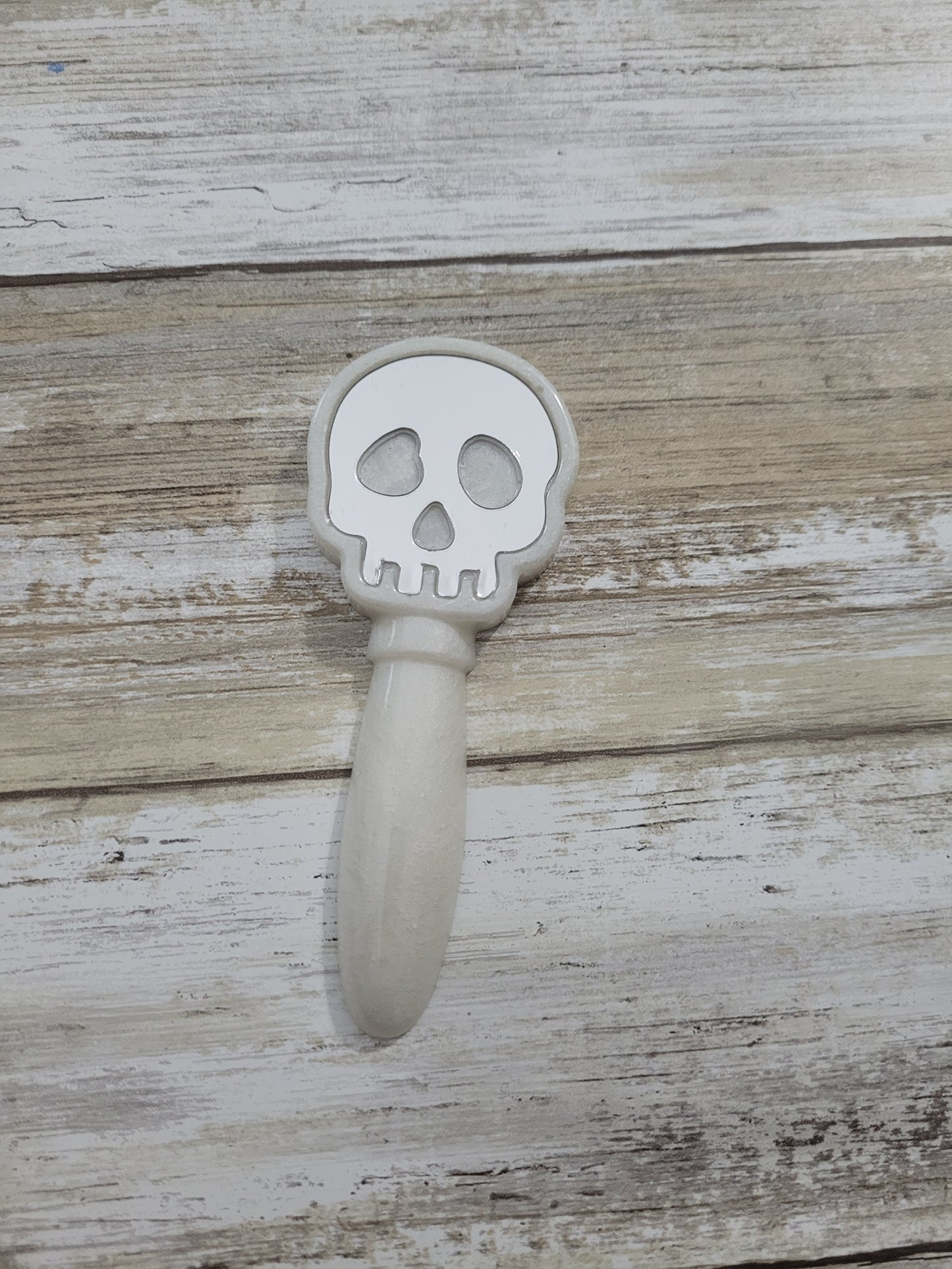 Mirror- Skulls