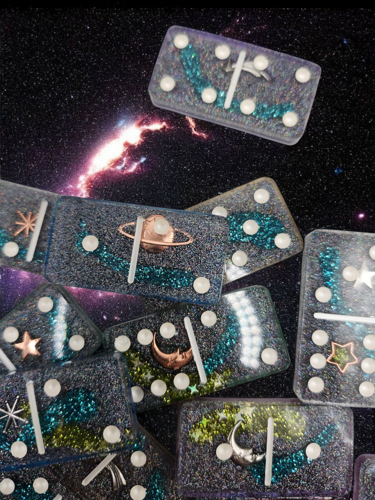 Dominoes