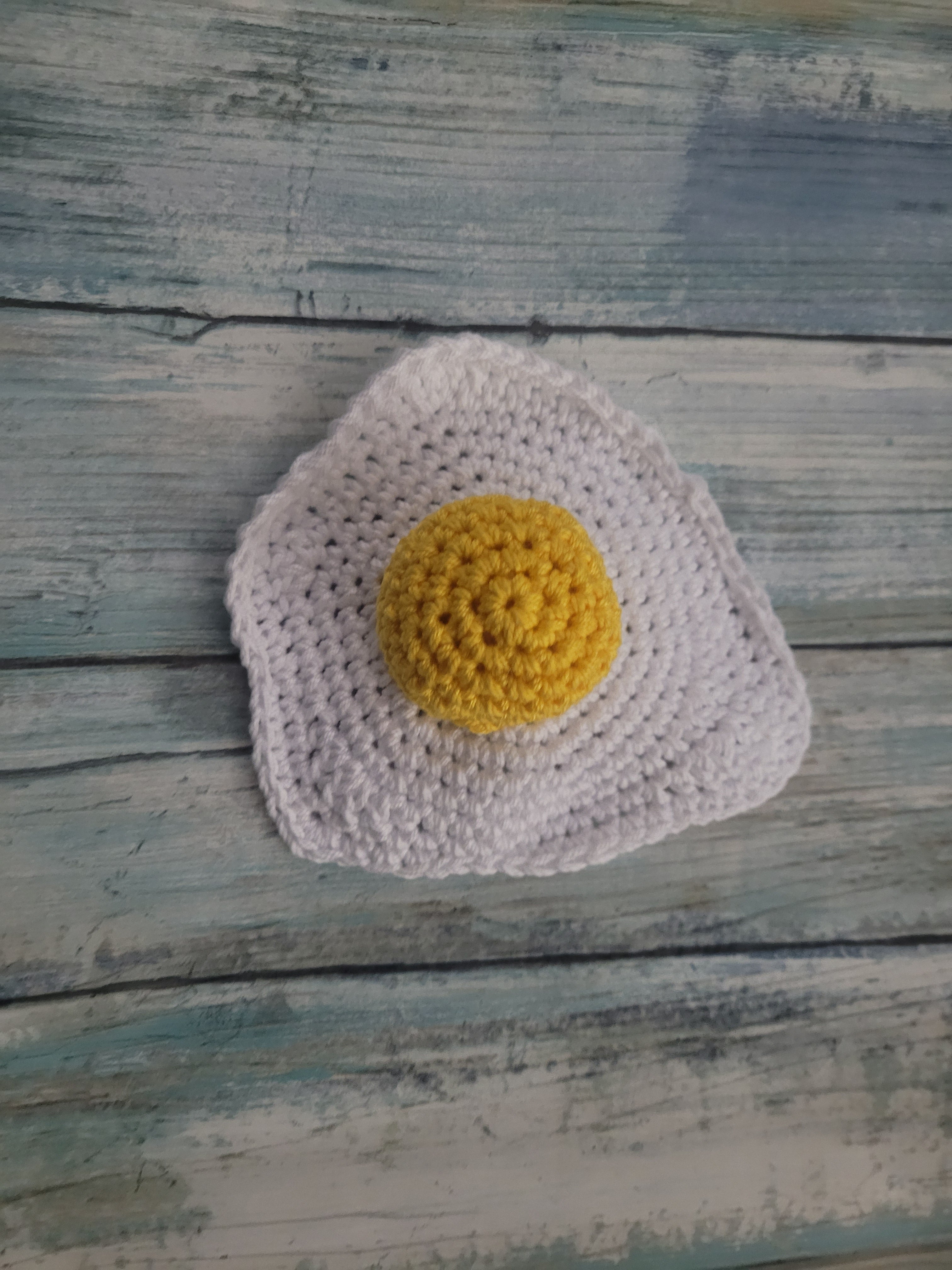 Fried Egg Rattle – TINY GRIM