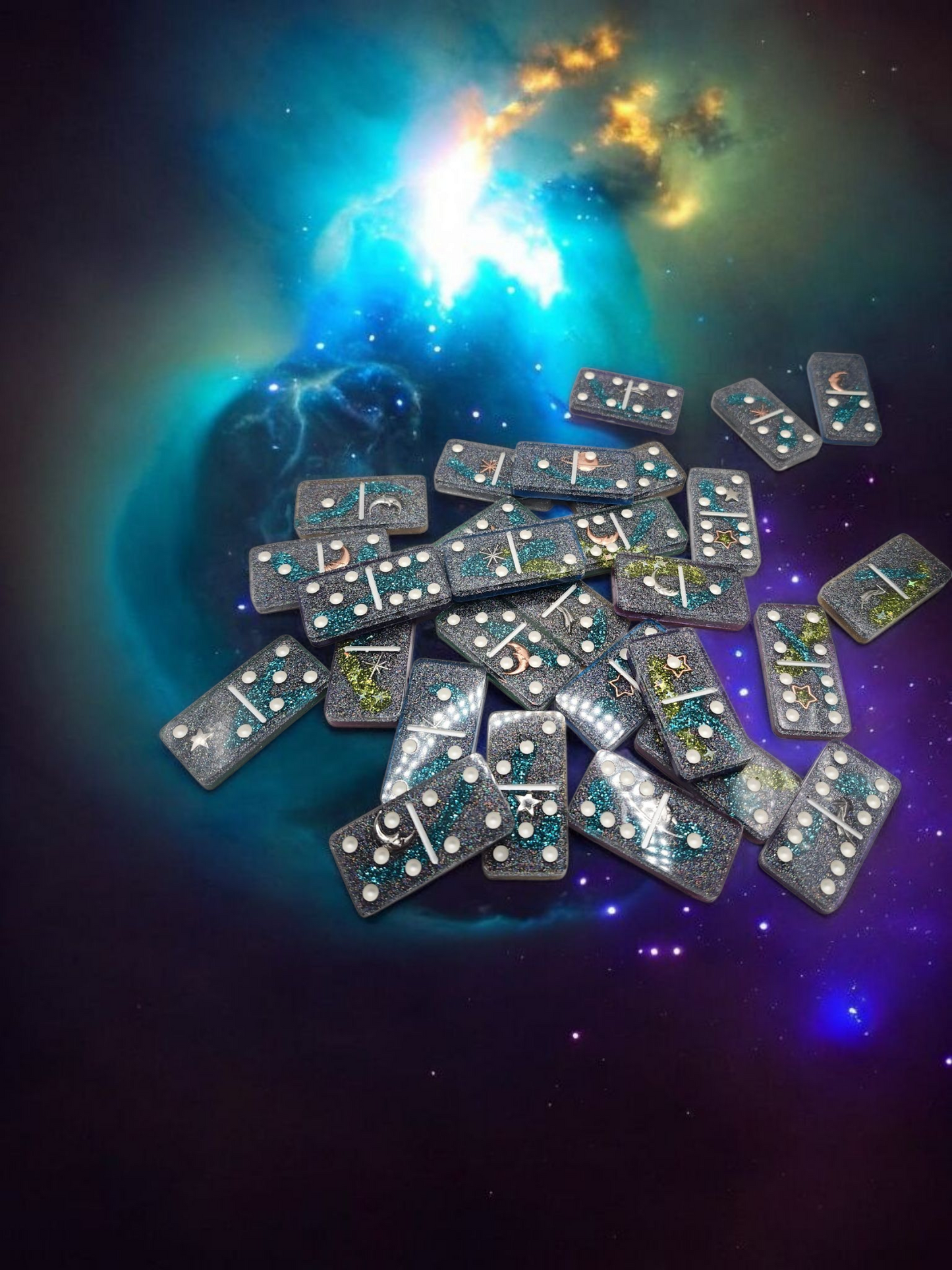 Dominoes